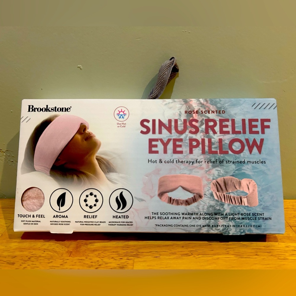 Brookstone Pink Rose Scented Sinus Relief Eye Pillow. Hot & Cold Therapy